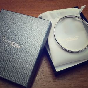 SALE❤️New Sterling Silver Bangle